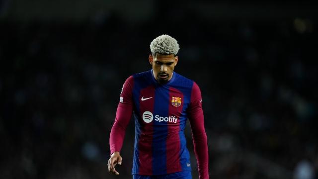 Araujo barcelona liverpool