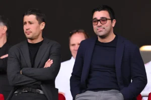 O milagre de Deco no Barcelona: como o clube montou um elenco forte sem gastar como os rivais