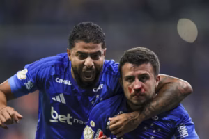 Cruzeiro faz o dever de casa com bom futebol; até onde Artur Jorge consegue levar a equipe?