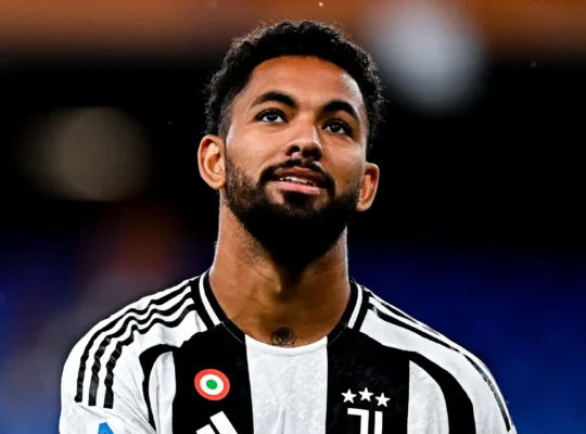 Douglas Luiz Juventus