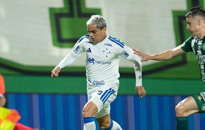 Chapecoense e Cruzeiro empatam em 0 a 0 na Arena Condá