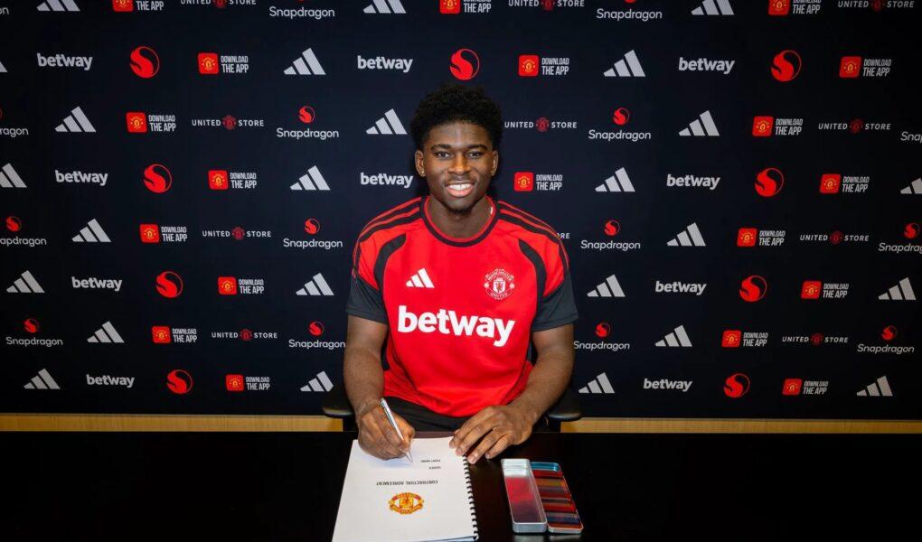 Carlos Baleba Manchester United