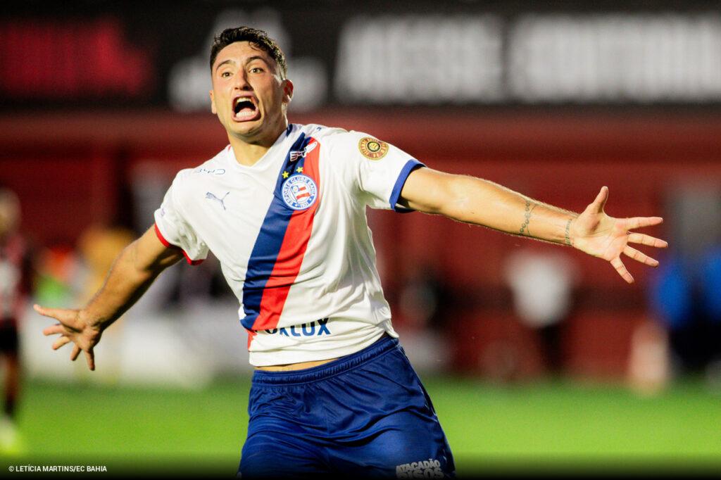 Bahia joga bem e volta a conquistar um triunfo contra o Vitória fora de casa no Brasileirão