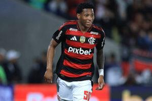 A importância tática de Plata virou um problema para o Flamengo?