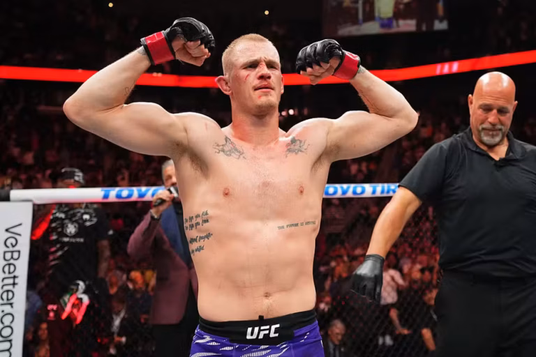 Ian Garry faz aposta ousada antes de encarar Islam Makhachev no UFC 330; confira