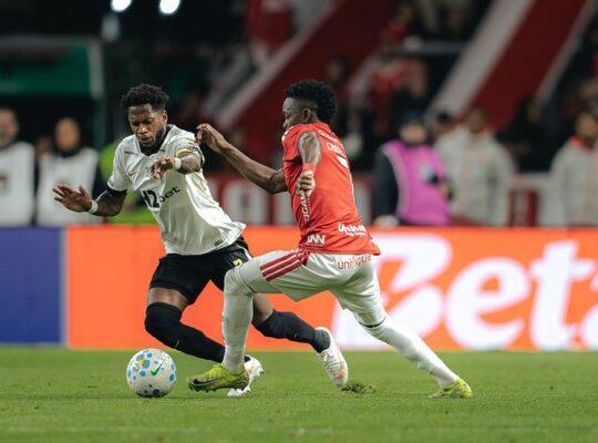 Internacional e Atlético-MG empataram em 0 aInternacional e Atlético-MG empataram em 0 a 0
