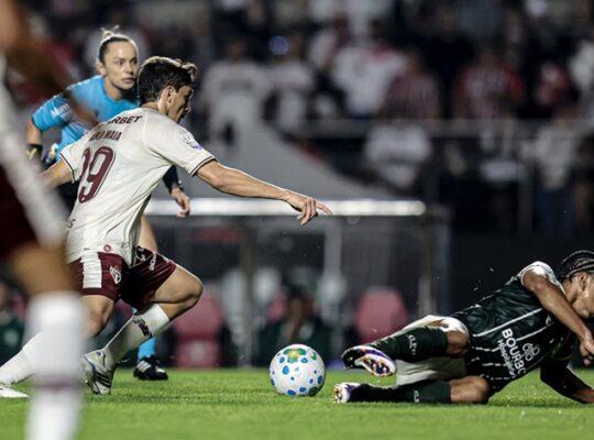 São Paulo x Coritiba pelo Campeonato Brasileiro