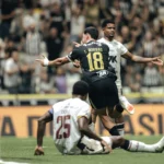 Thiago Borbas comemora gol do Atlético Mineiro sobre o Vitória pelo Brasileirão