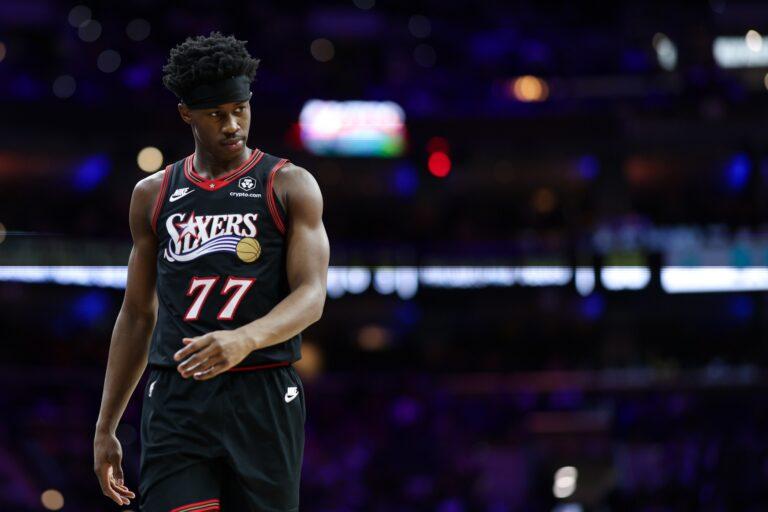 NBA: Evolução de VJ Edgecombe pode ser comprometida por Jaylen Brown e LeBron James?