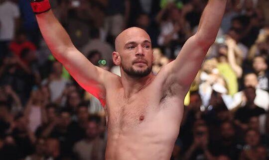 UFC Belgrado: Uros Medic fez a festa do torcedor sérvio