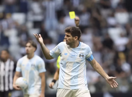 Walter Kannemann, Atlético-MG x Grêmio, Brasileirão 2026. Foto: Gilson Lobo/AGIF