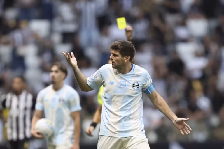 Grêmio volta a mostrar que briga da equipe é contra o rebaixamento, mas eles são piores do que seus rivais?