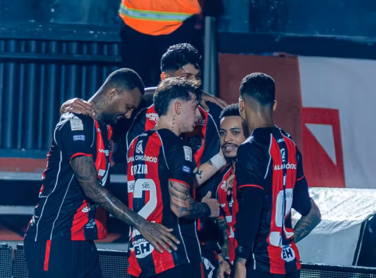 Vitória x Botafogo, Brasileirão 2026. Foto: Márcio José/AGIF.