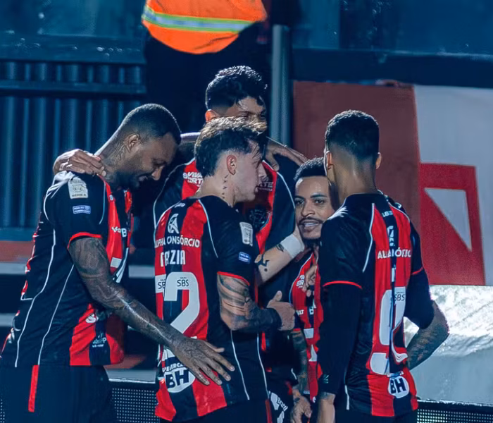 Vitória x Botafogo, Brasileirão 2026. Foto: Márcio José/AGIF.