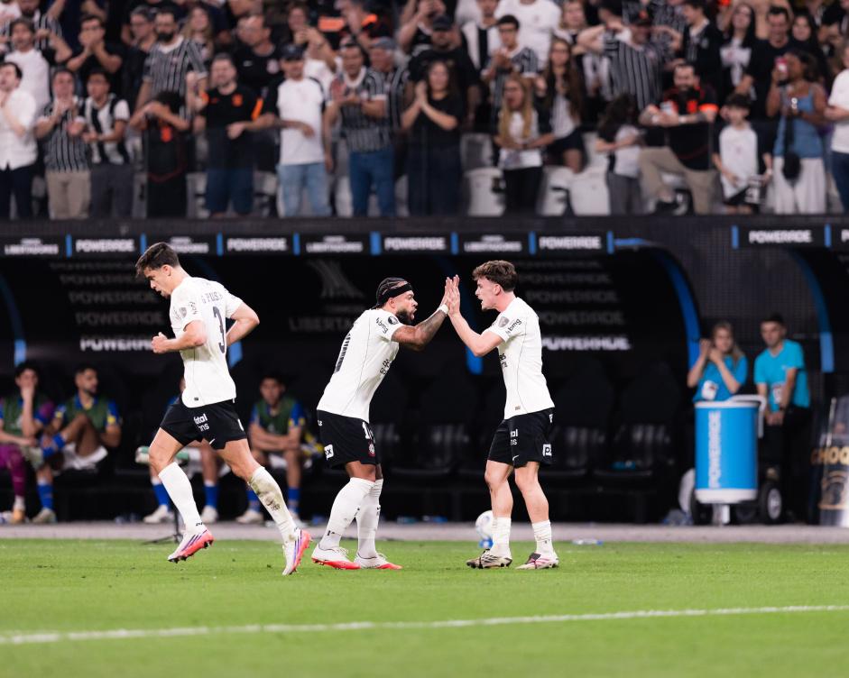 depay bidon corinthians