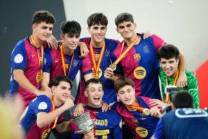 Conheça as joias de La Masia que podem dar um salto junto com o Barcelona nesta temporada