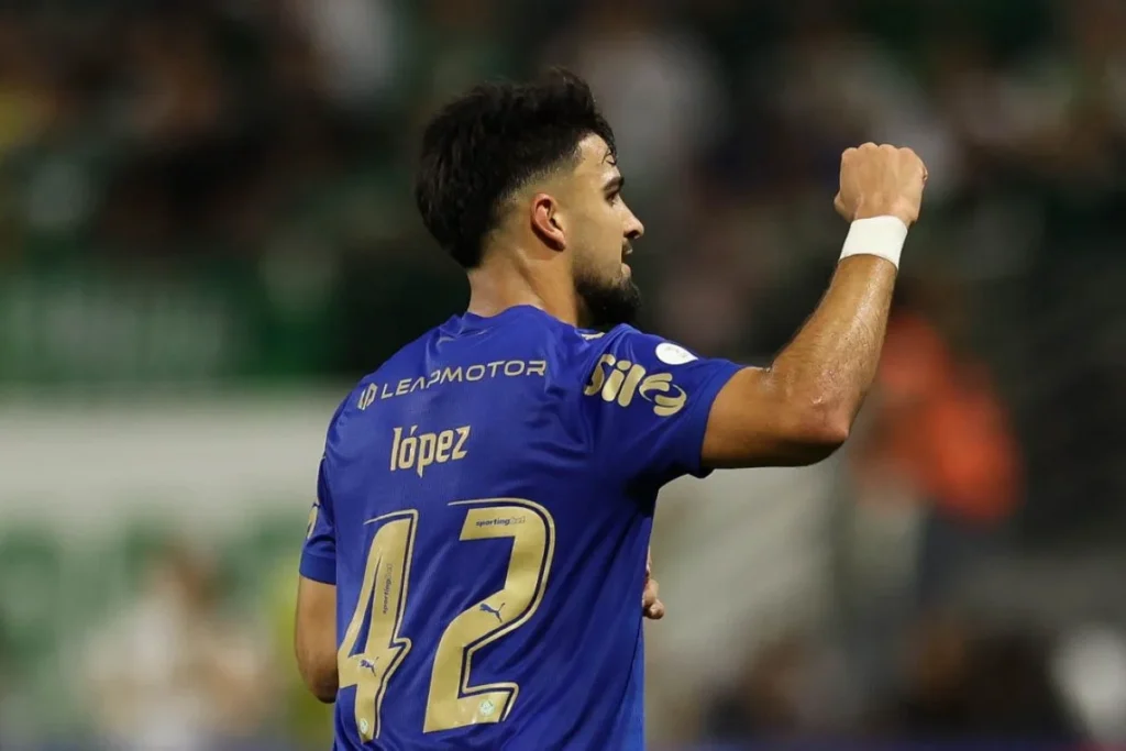 Flaco López foi o grande destaque do Palmeiras na vitória diante do Santos, por 3 a 0, pelas quartas da Copa do Brasil 