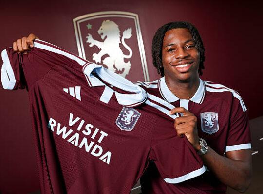 Johan Manzambi, Aston Villa. Foto: Neville Williams/Aston Villa FC via Getty Images