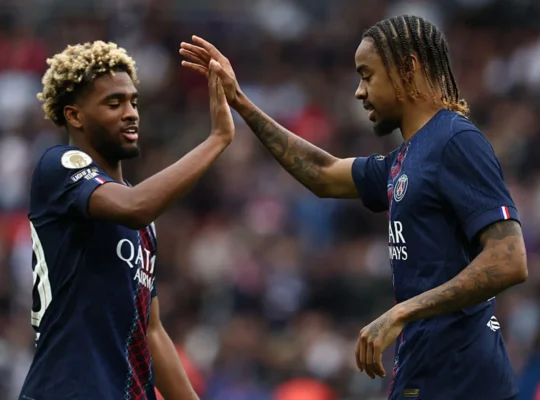 mbaye barcola liverpool psg