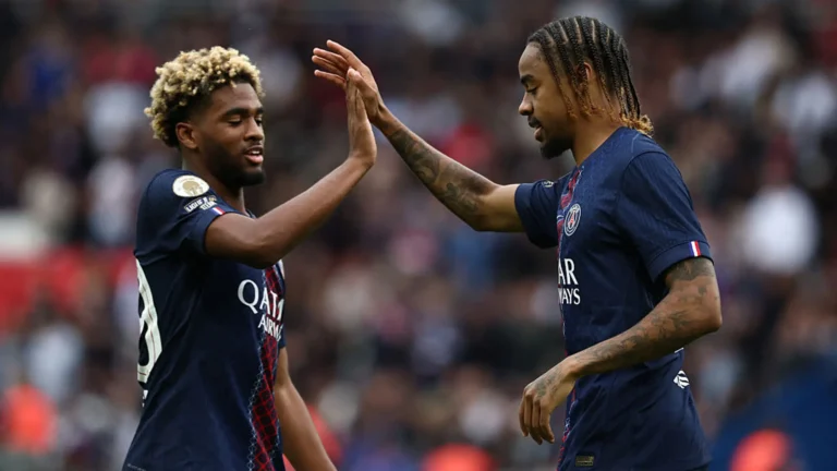 Entenda por que o Liverpool quer investir alto em dois jogadores do PSG