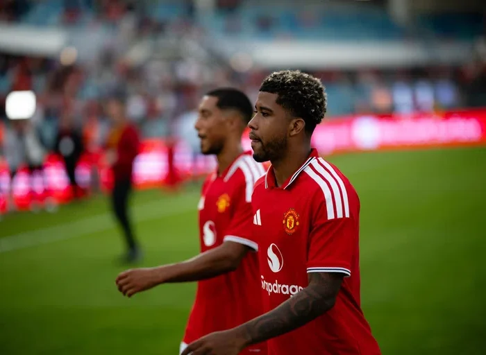 Andrey Santos, Manchester United. Foto: Reprodução/Manchester United via site oficial.