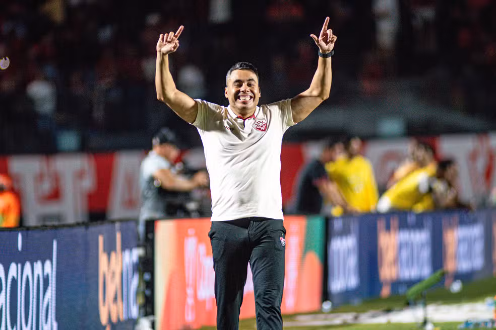 Jair Ventura, Vitória. Foto: Victor Ferreira/EC Vitória