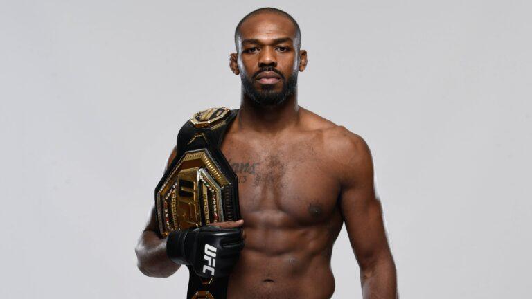 Jon Jones pode voltar ao UFC após o cinturão dos pesos pesados ficar vago?