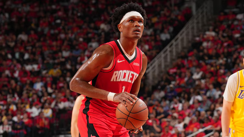 Thompson fica nos Rockets.