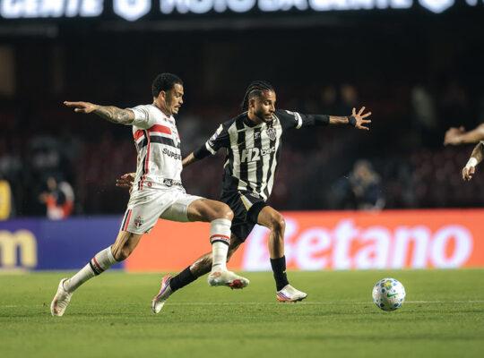 São Paulo vence Atlético-MG no Morumbis