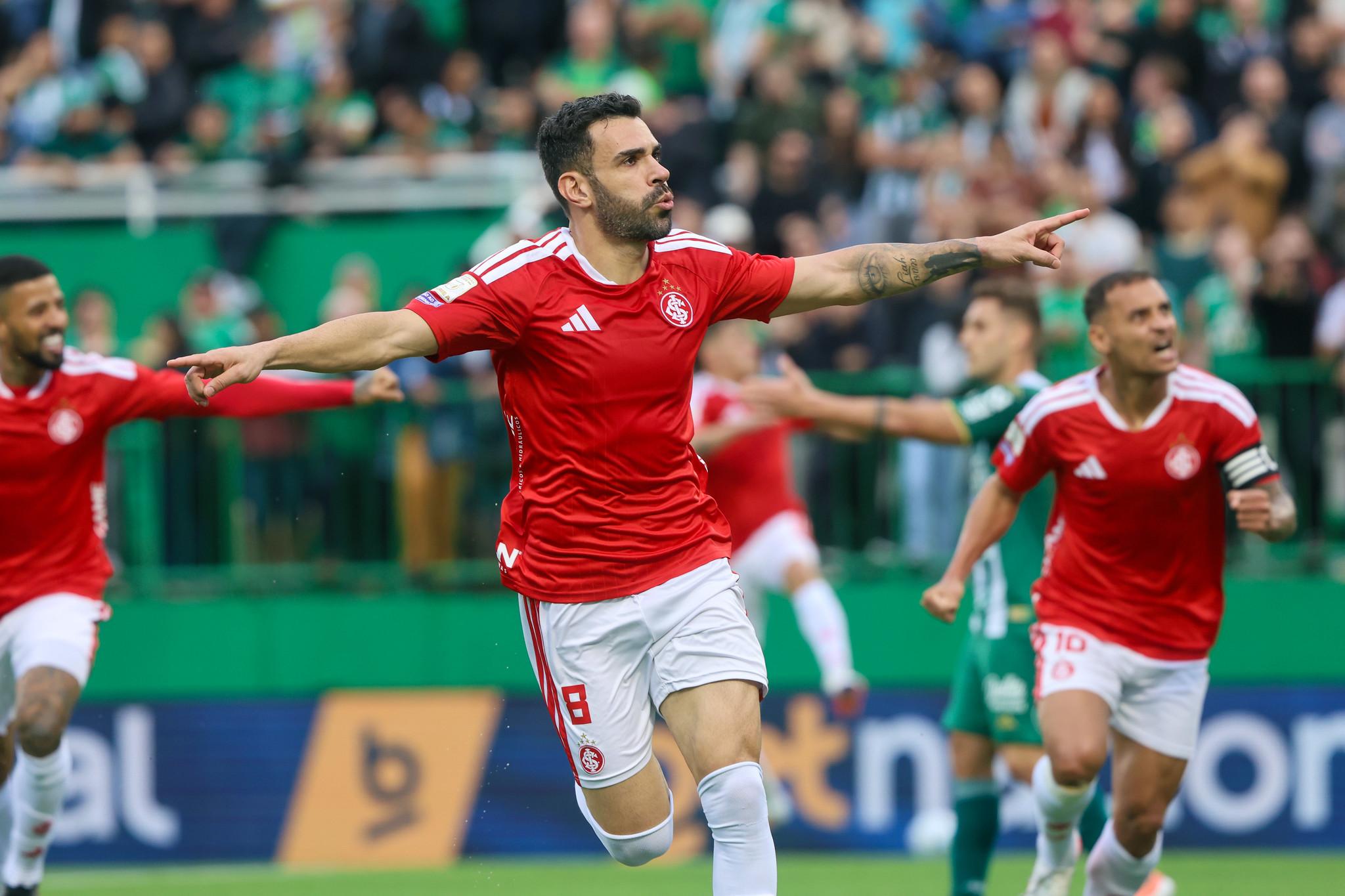 Internacional Chapecoense Bruno Henrique