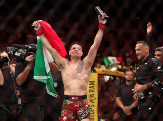 Brandon Moreno Ufc Noche
