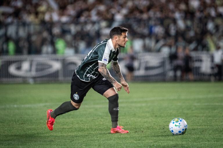 Coritiba sofre com intensidade e elenco curto, mas má fase de times abaixo na tabela pode ajudar a manter posição confortável no campeonato
