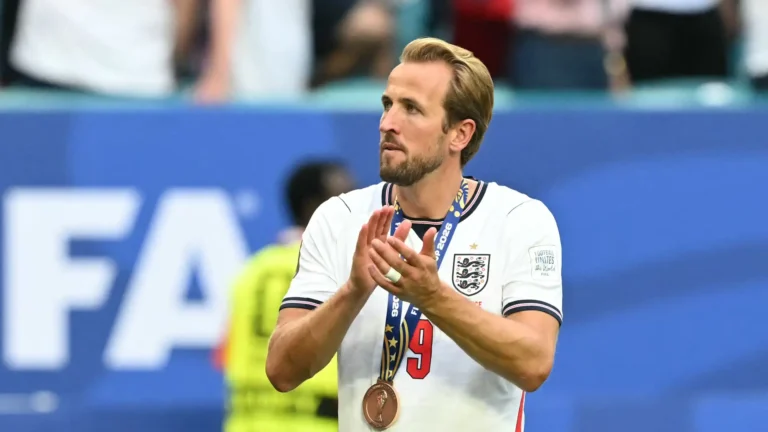 Harry Kane pode desafiar a história e vencer a Bola de Ouro?