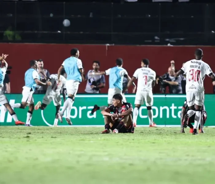 Vasco elimina Vitória na Copa do Brasil