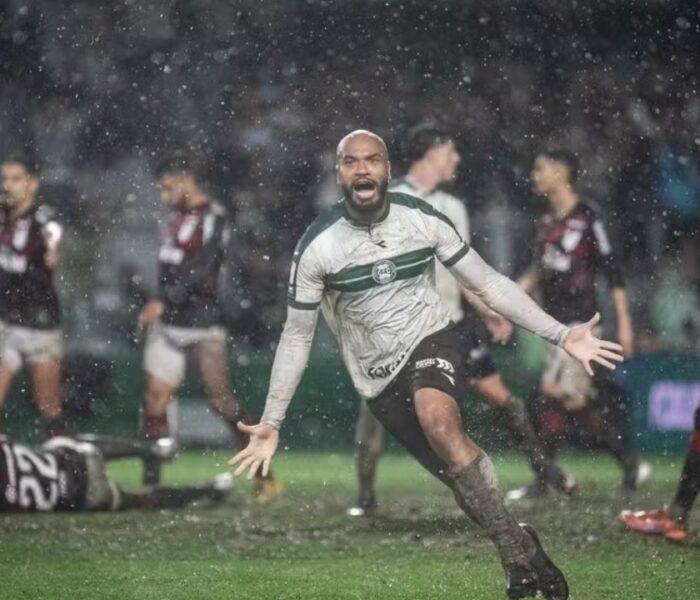 Rodrigo Moledo Coritiba x Athletico-PR
