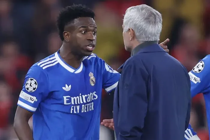 vinicius jr e mourinho real madrid