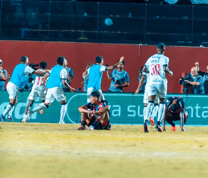 Vasco elimina Vitória pela Copa do Brasil