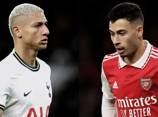 richarlison e gabriel martinelli jogadores