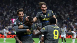 De virada, Inter vence Udinese e mantém 100% de aproveitamento na Serie A