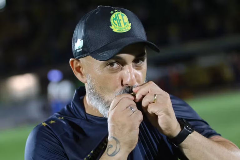 Mirassol acerta em confiar em Guanaes e começa a ver improvável permanência mais próxima