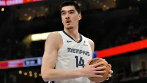 Grizzlies Zach Edey.