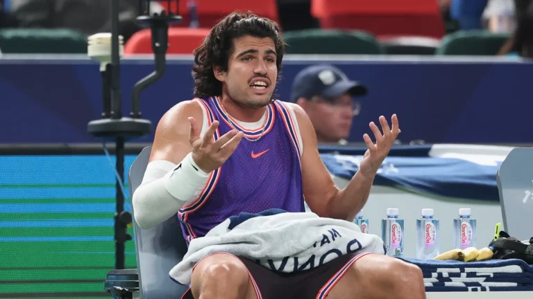 No Masters 1000 de Xangai, Carlos Alcaraz e Arthur Fils caem na terceira rodada; veja o resumo