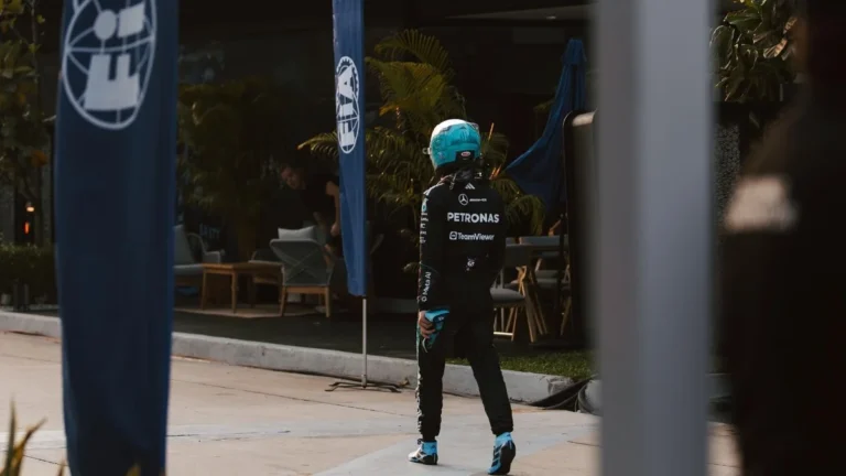 George Russell e a falha que pode custar muito mais do que pontos à Mercedes