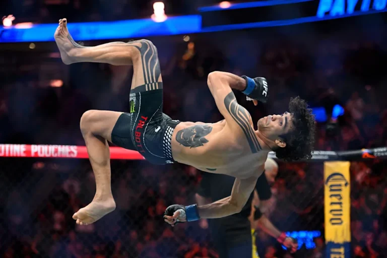 O UFC 332 provou que o problema não era o card, mas a forma como a UFC contou sua própria história