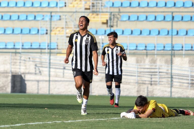 Como o Atlético-MG quer cuidar da transição de joias da base para evitar pressão descabida