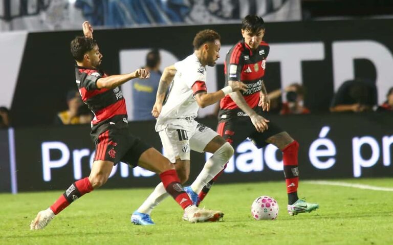 Flamengo perde o controle de um jogo ganho e vê Palmeiras encostar na tabela; confira as impressões do jogo
