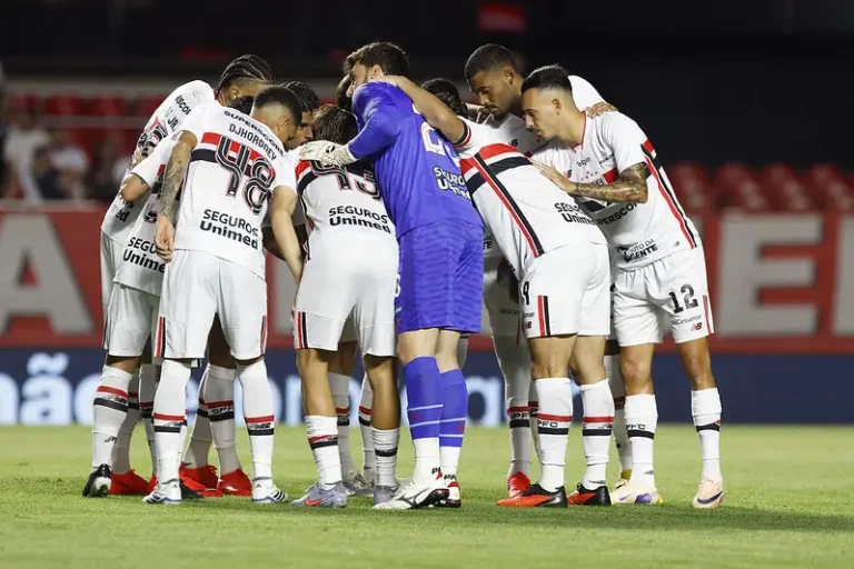 São Paulo tem problemas, mas vitória em casa era tudo que a equipe precisava para respirar; confira as impressões do jogo