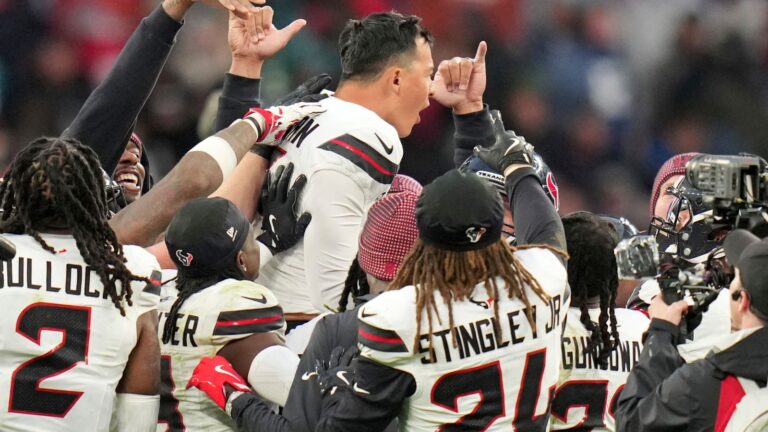 Houston Texans vence Jacksonville Jaguars com field goal no último segundo em duelo eletrizante em Wembley
