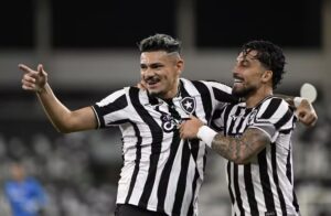 Botafogo tem na eficiência ofensiva o principal problema para uma reta final difícil