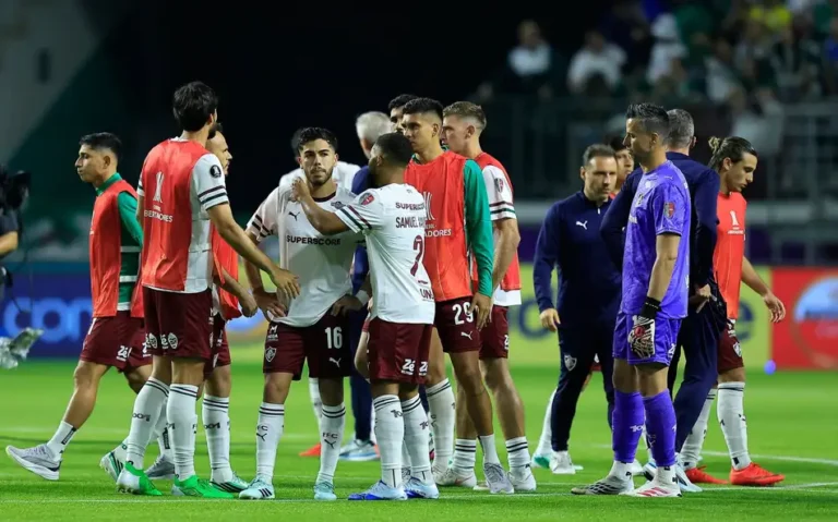 Fluminense paga pela falta de eficiência ofensiva no confronto, mas eliminação na Libertadores não acaba com a temporada; confira a análise
